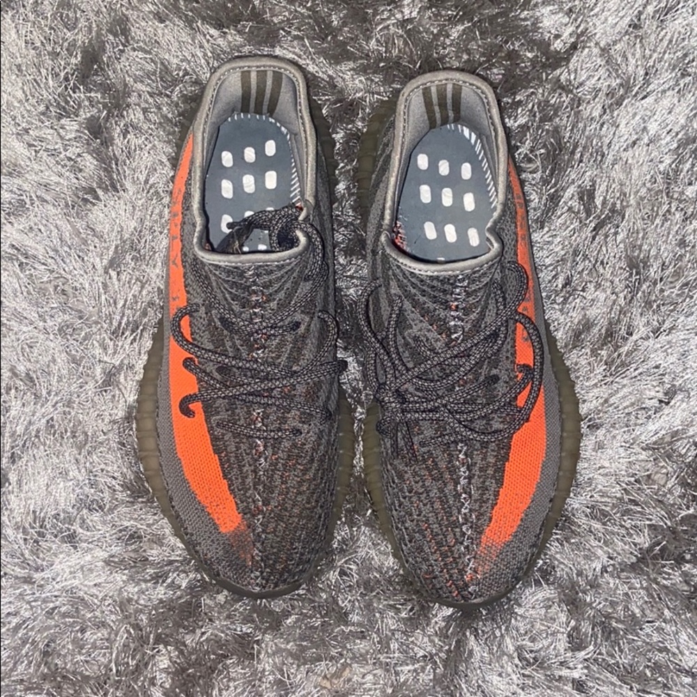 Yeezy 350 v2